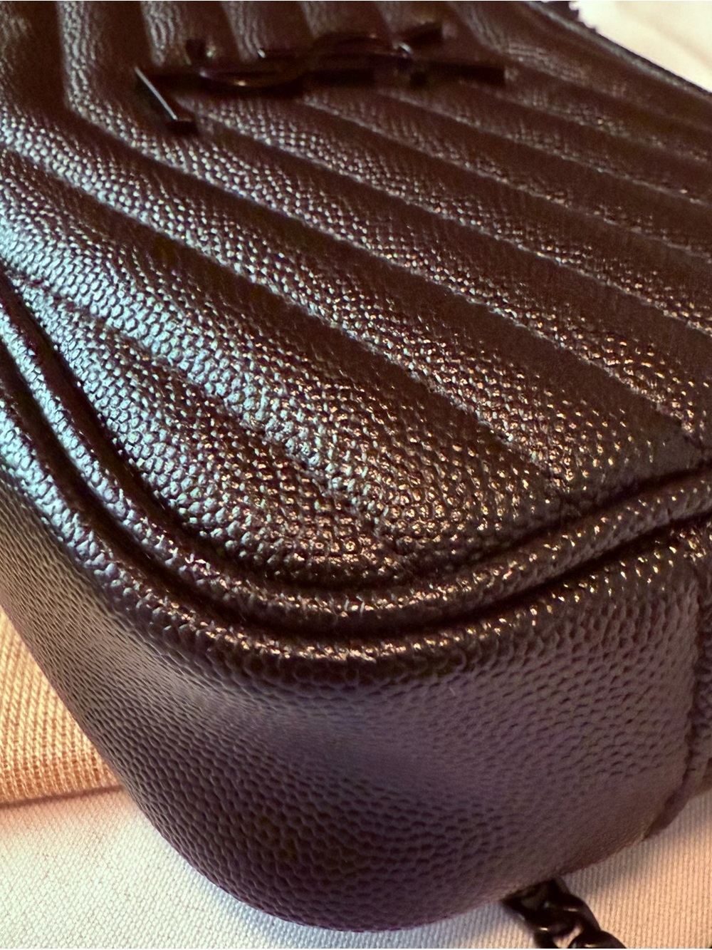 Saint Laurent Mini Lou Crossbody Bag - Picture 8 of 11